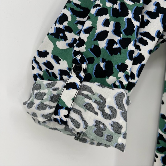 BeachLunchLounge Top Womens Plus Size Green Leopard Print Button Roll Tab Sleeve - Picture 10 of 16
